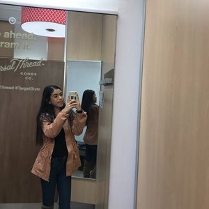 Meet your Posher, Arely